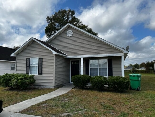 Building Photo - Beautiful 3BD/2B Home Now for Rent!