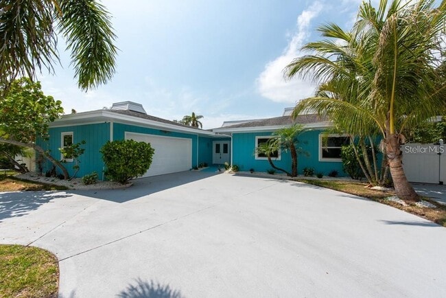 Photo - 4643 Bay Crest Dr