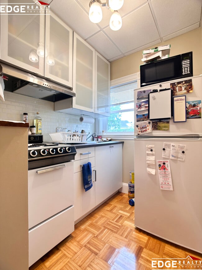 Photo - 555 Washington St Unit 1