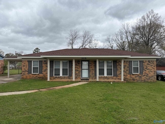 Building Photo - 315 Hillside Rd SW