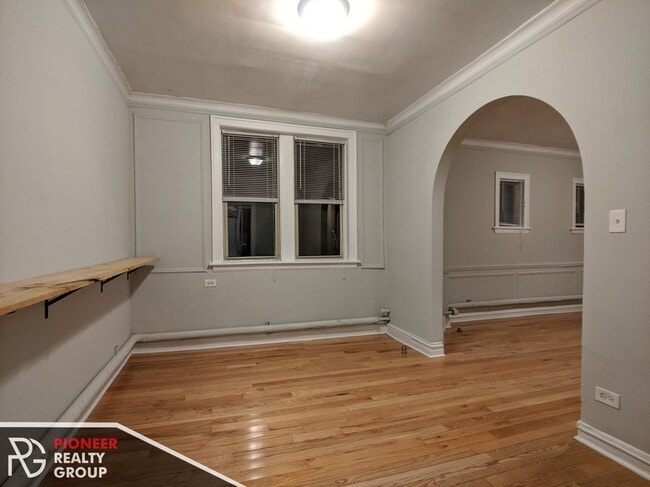 Photo - 540 W Surf St Unit GDN