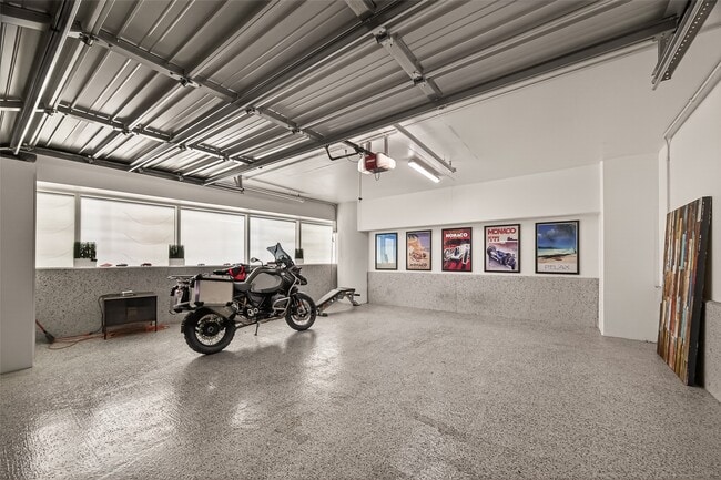 Building Photo - 4521 San Felipe St Unit 2602