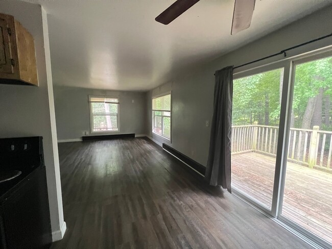 Photo - 2711 Jelinek Ave Unidad C