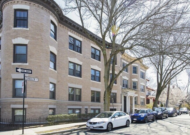 Building Photo - 344 Harvard St Unit 3 Rental