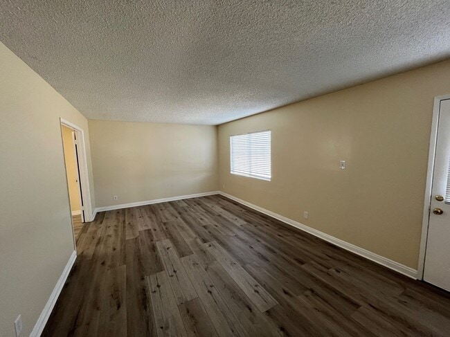 Photo - 7819 Walpole Ave