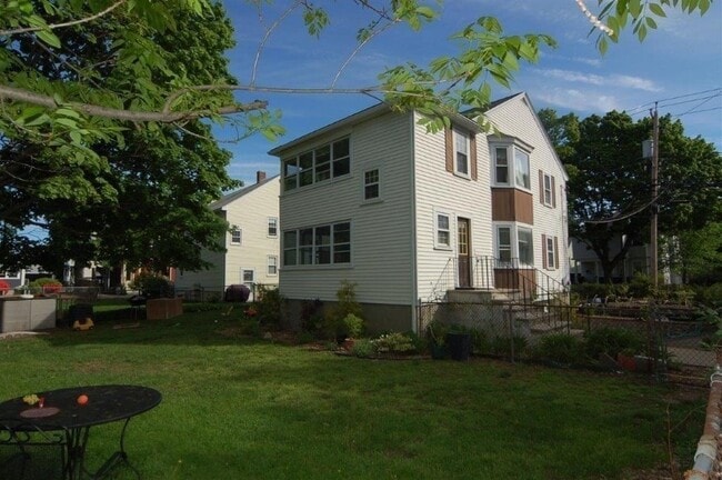 Photo - 122 Warren St Unit 1