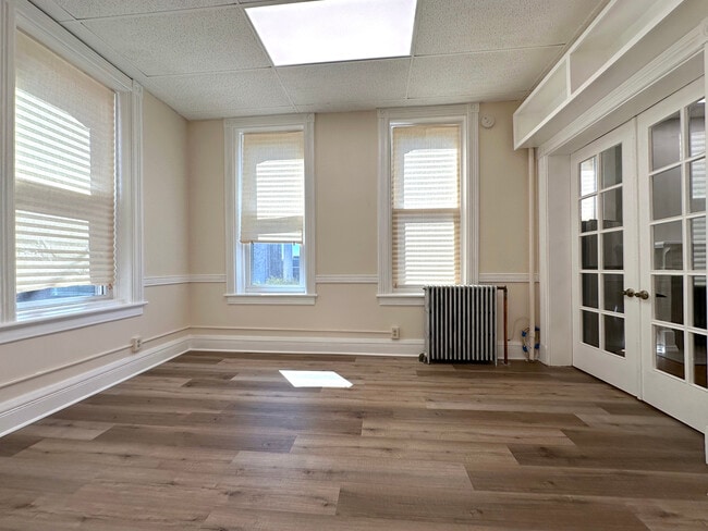 Building Photo - 152 Grand St Unit 1