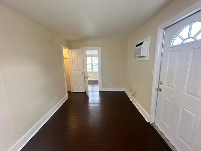 Photo - 4341 Pinewood Ave