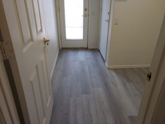 Photo - 3213 E Rosemonte Dr