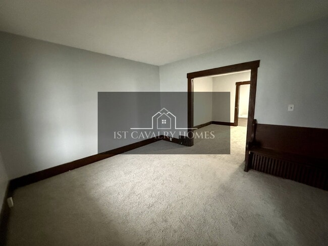 Photo - 242 Park Ave SW