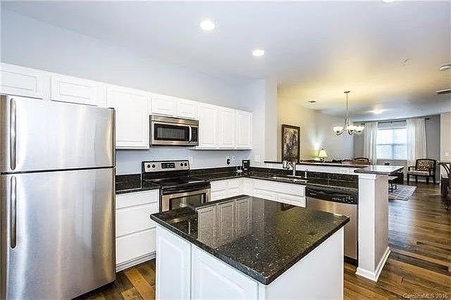 Photo - 1115 Ilana Ct