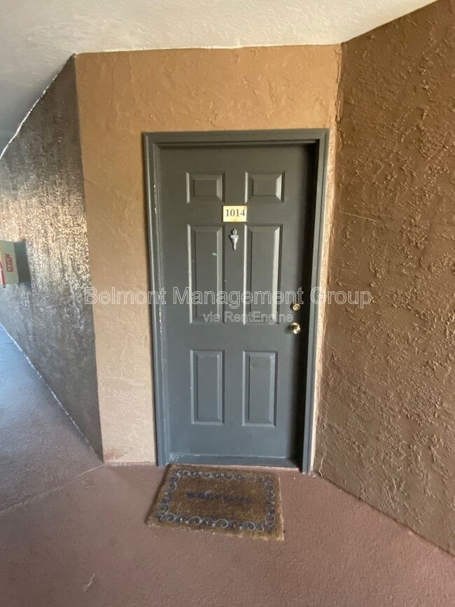 Photo - 4630 Commander Dr Unit 1014