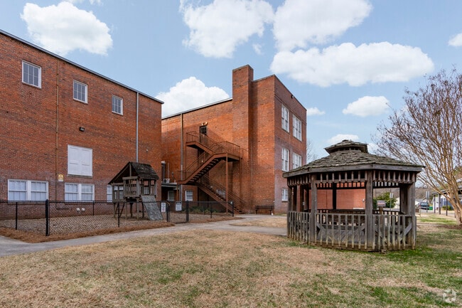 Courtyard - Central School Lofts