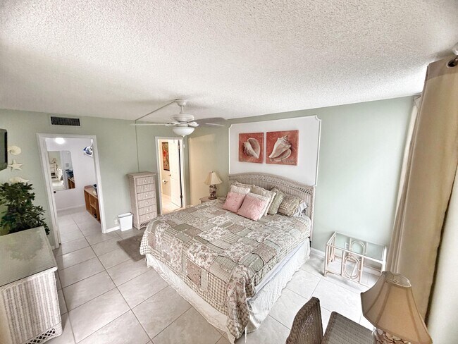 Photo - 3492 NE Causeway Blvd Unit 103