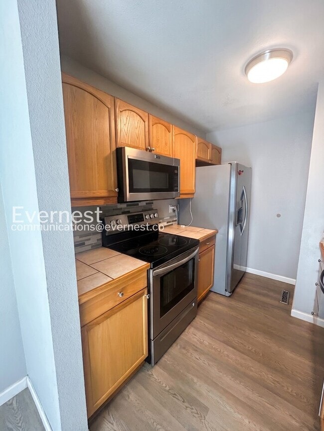 935 Saturn Dr Unit 106