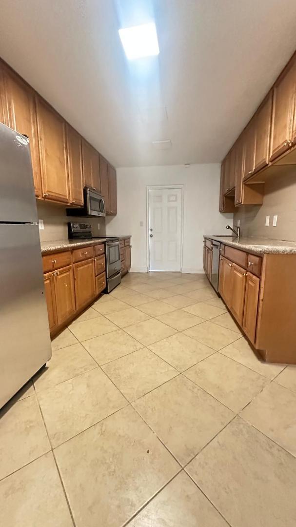 1755 NE 18th St Unidad 1755