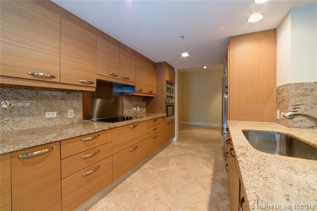 Photo - 3540 Main Hwy Unidad 402