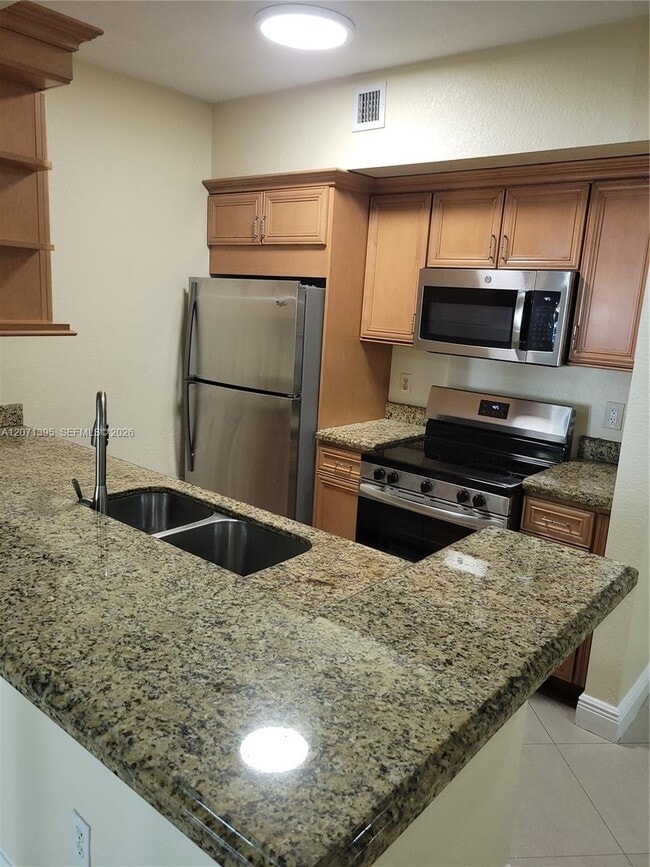 Building Photo - 2564 Centergate Dr Unit 108