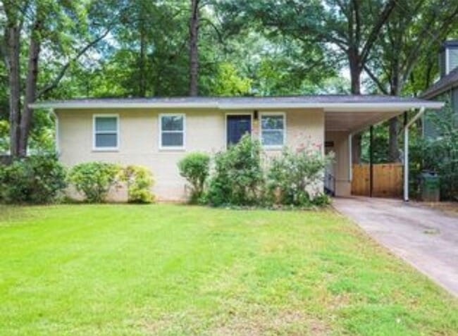 Photo - Perfect Location!