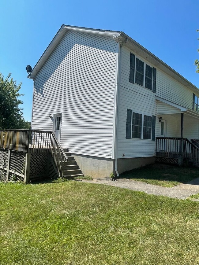 Photo - 3332 Yellow Sulphur Rd Unit Yellow Sulphur - 3332