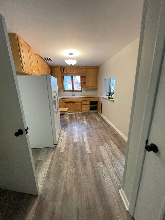 532 Capitol Dr