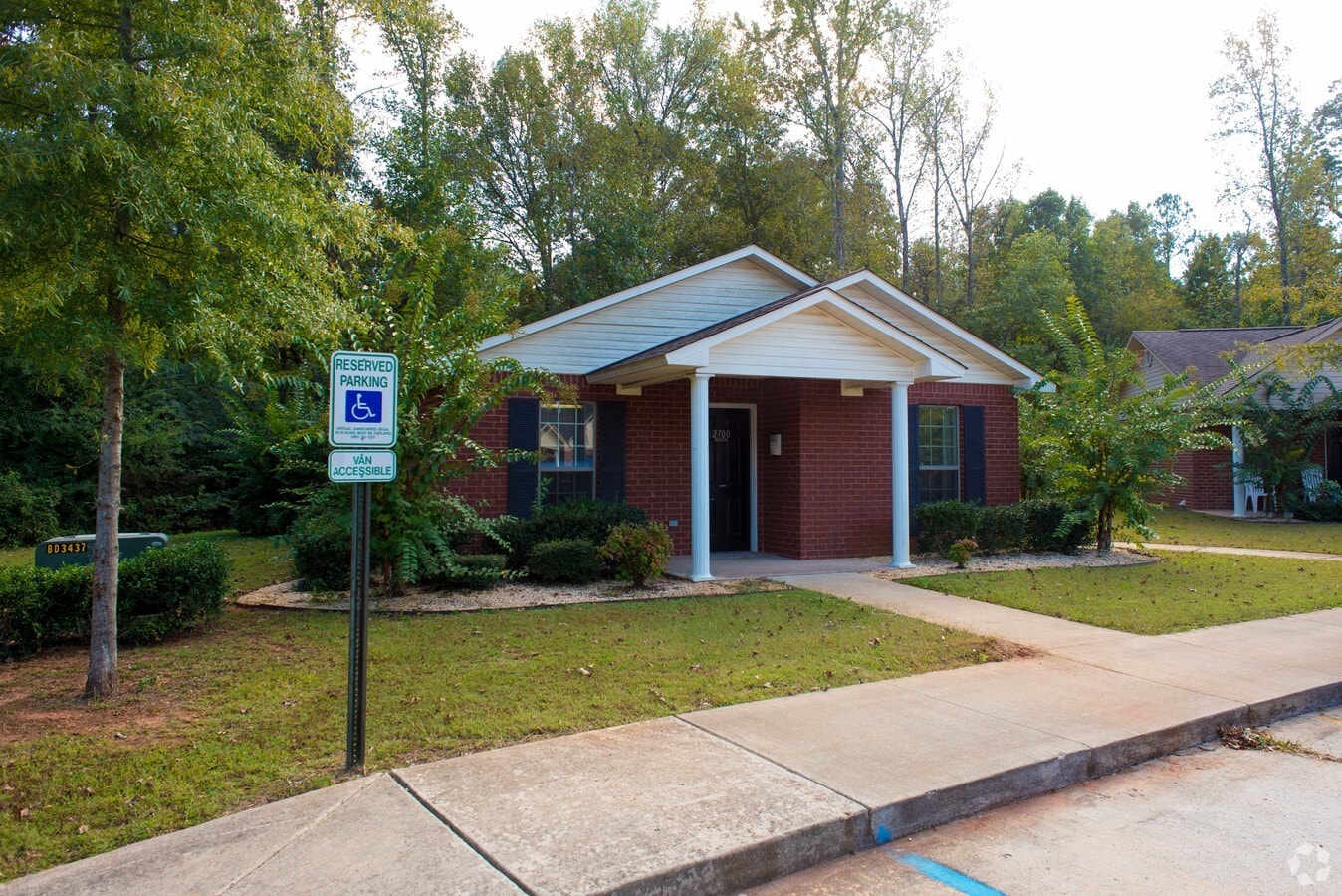 Photo - Oak Park Villas