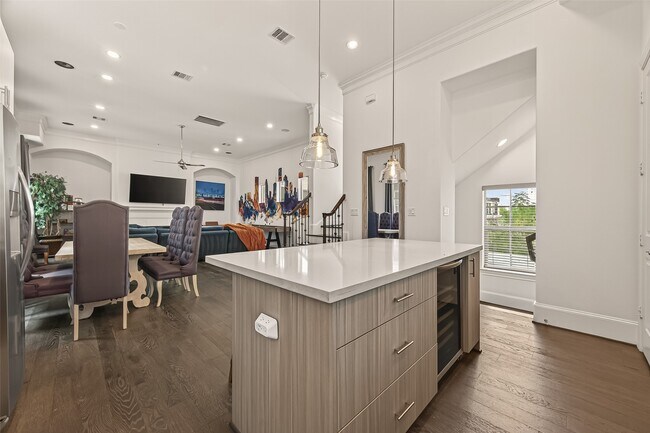 Photo - 2506 McKinney St