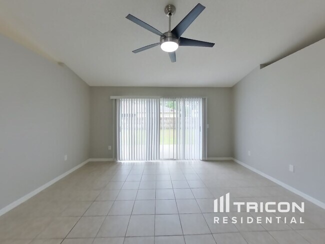 Photo - 16 Burning Ember Ln