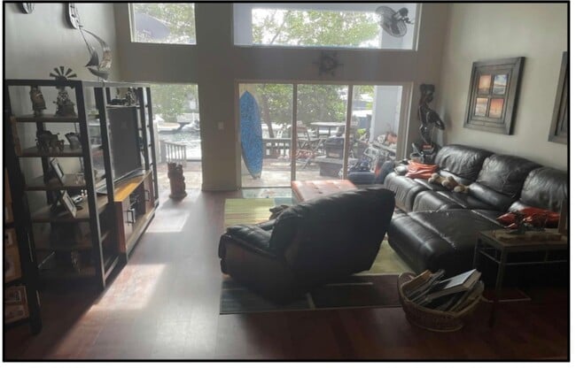 Building Photo - 2408 NE 135th St Unit 3 Rental