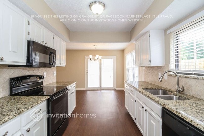 Photo - 3718 Twin Oak Ct