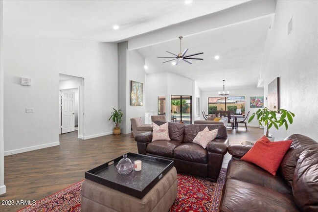 Photo - 10628 E Cinnabar Ave
