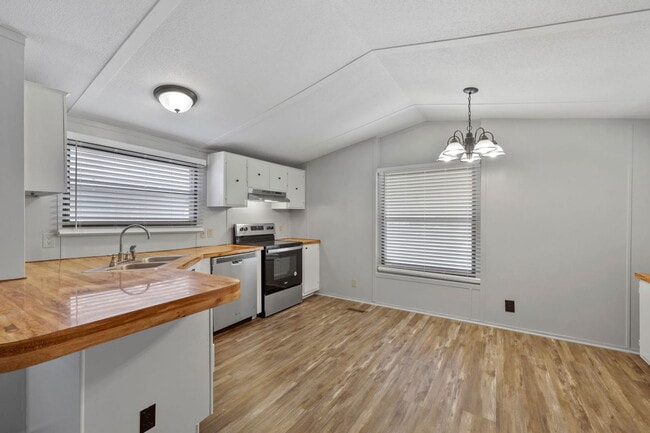 Photo - 6516 Blue Water Ct