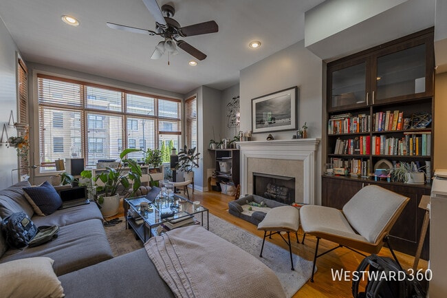Photo - 127 E 18th-TH