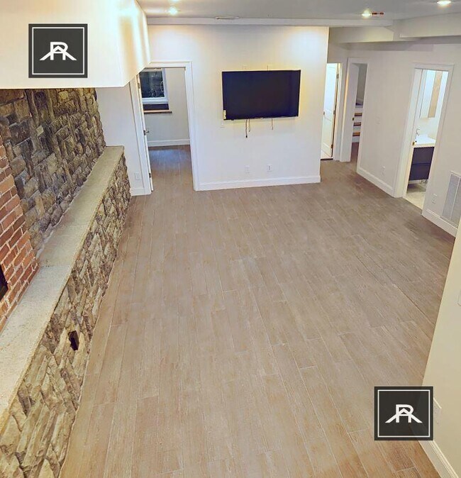 Photo - 3 bedroom in Brookline MA 02446 Unidad 1