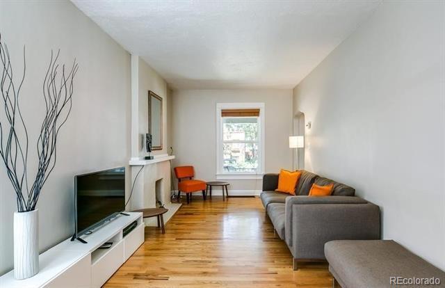 Photo - 284 S Lafayette St