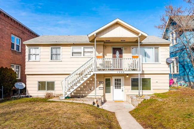 Building Photo - 1308 W Maxwell Ave Unit A Rental