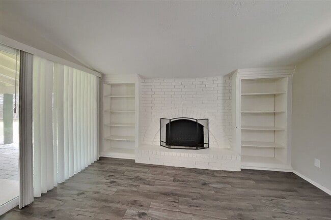 Photo - 2102 Turtle Creek Dr