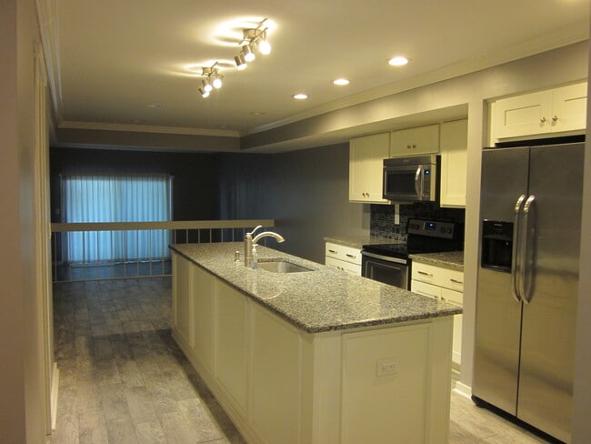 Granite counter tops - 3059 Sea Marsh Rd