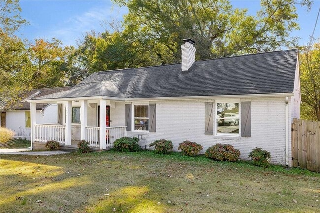 Photo - 1674 Browning St SW