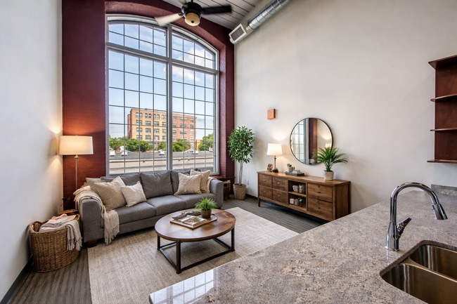 Photo - Pac10 Lofts