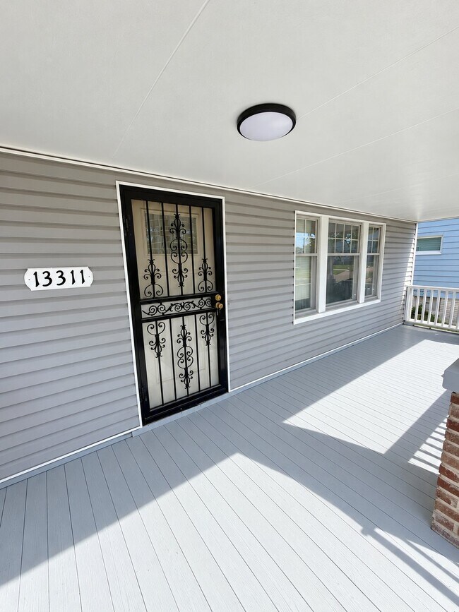 13311 S Parkway Dr