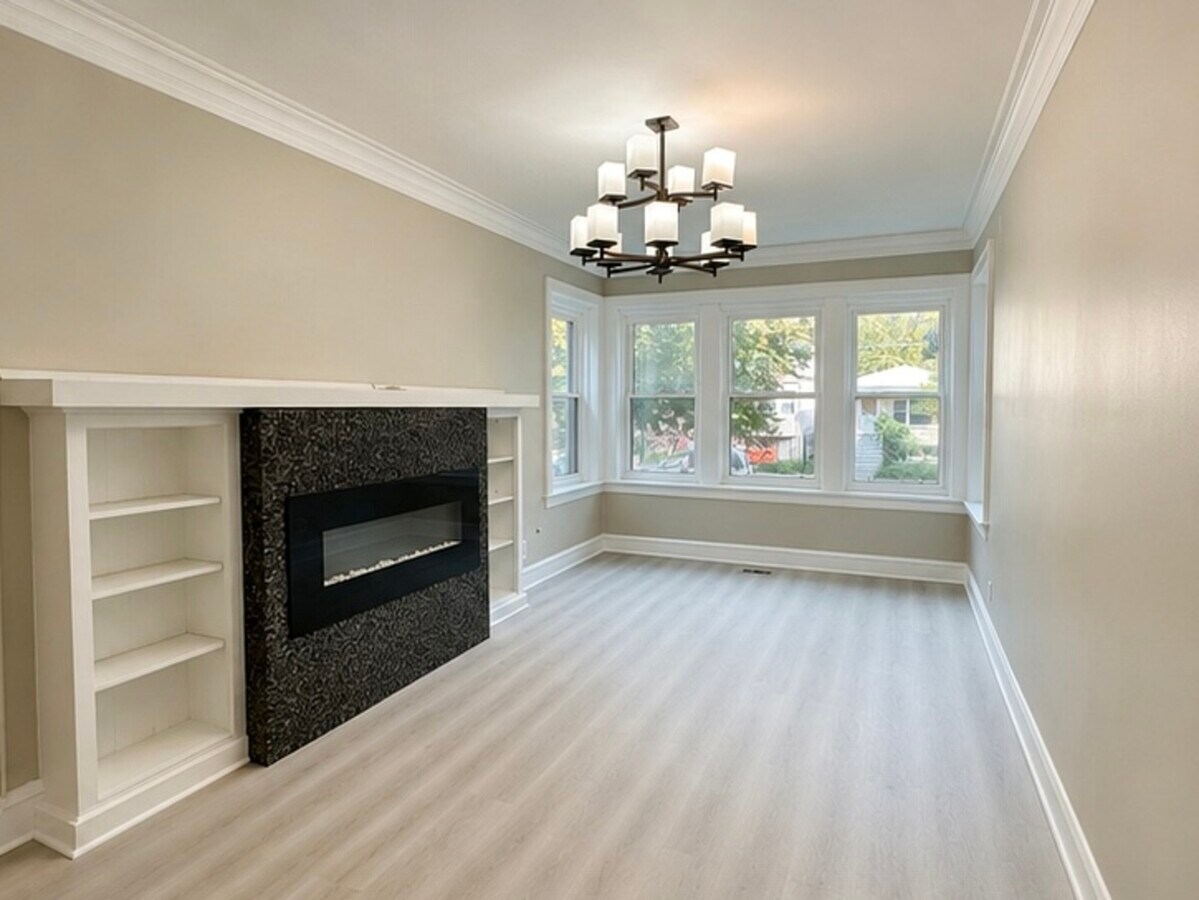 Photo - 4726 N Springfield Ave Unidad 1