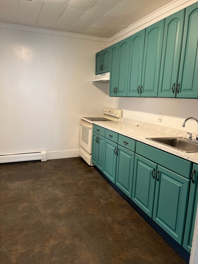 Photo - 55 Davis St Unit 2