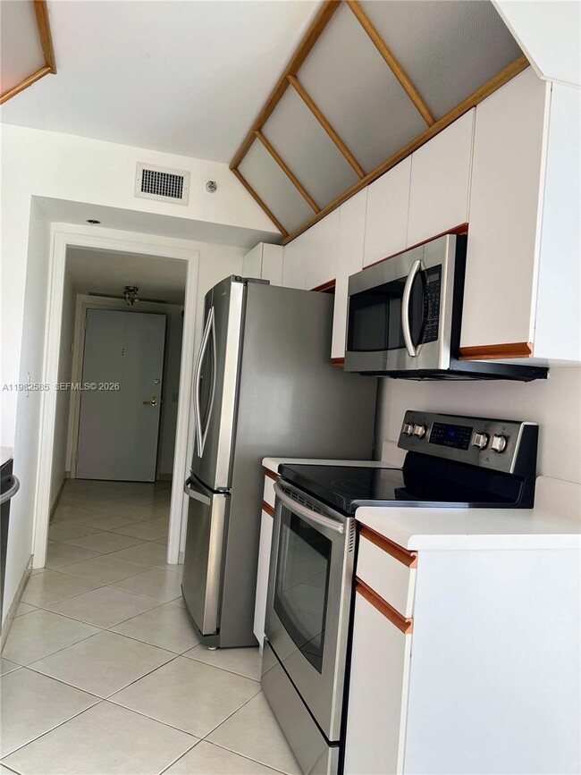 Photo - 3610 Yacht Club Dr Unit 1515