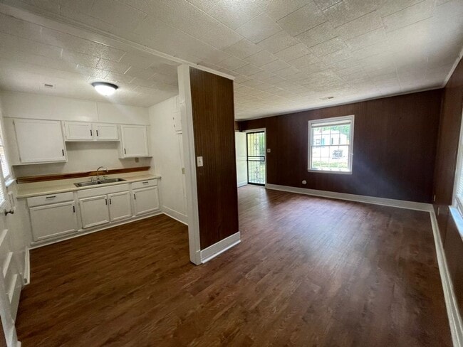 Photo - Charming 2BR Home Near the University of Memphis!