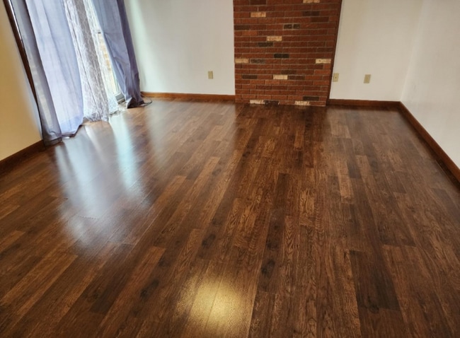 Photo - 436 Chapel Dr Unit 1