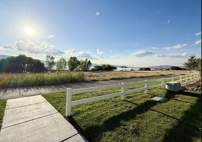 Photo - 487 N 360 W