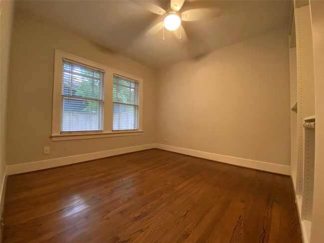 Photo - 114 Munford St