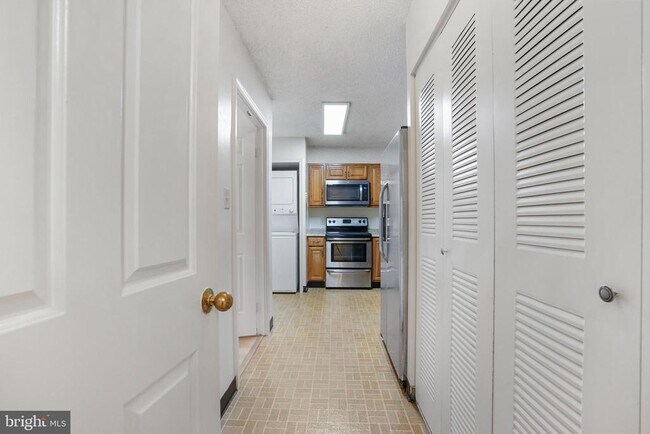 3800 Powell Ln Unit 619