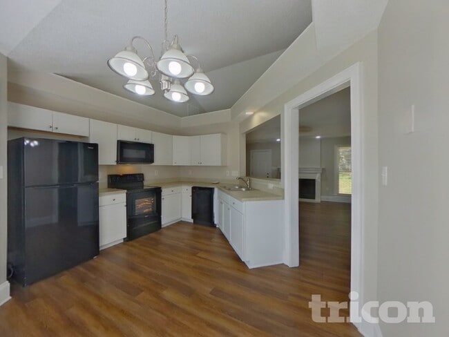 Photo - 7100 Idlewild Brook Ln